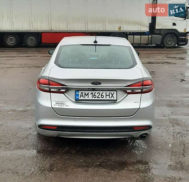 Седан Ford Fusion 2016 в Житомирі