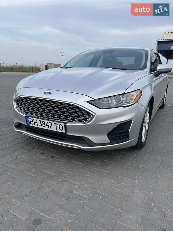 Седан Ford Fusion 2019 в Одессе