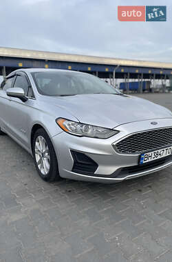 Седан Ford Fusion 2019 в Одессе