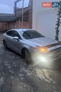Седан Ford Fusion 2014 в Вінниці