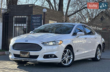 Ford Fusion 2015