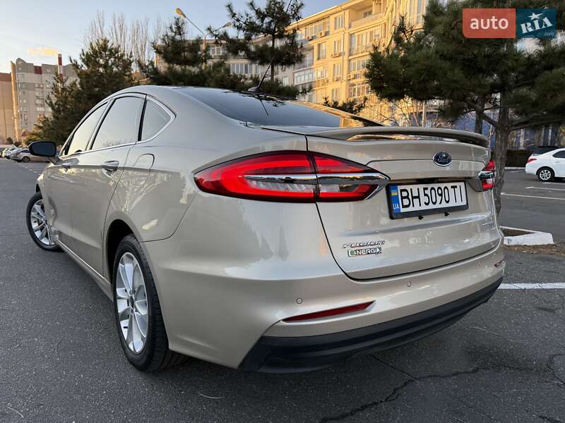Седан Ford Fusion 2018 в Одессе