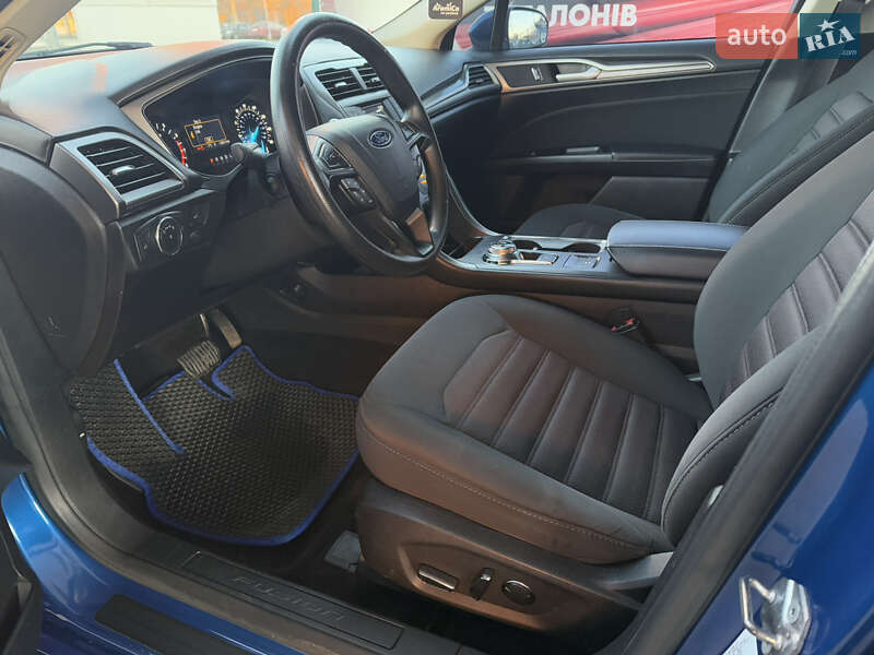 Седан Ford Fusion 2016 в Миколаєві