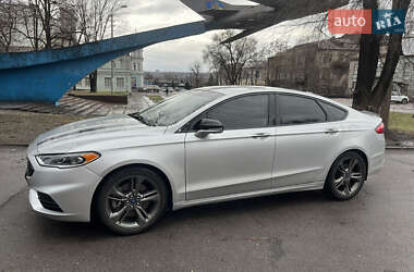 Седан Ford Fusion 2016 в Дніпрі