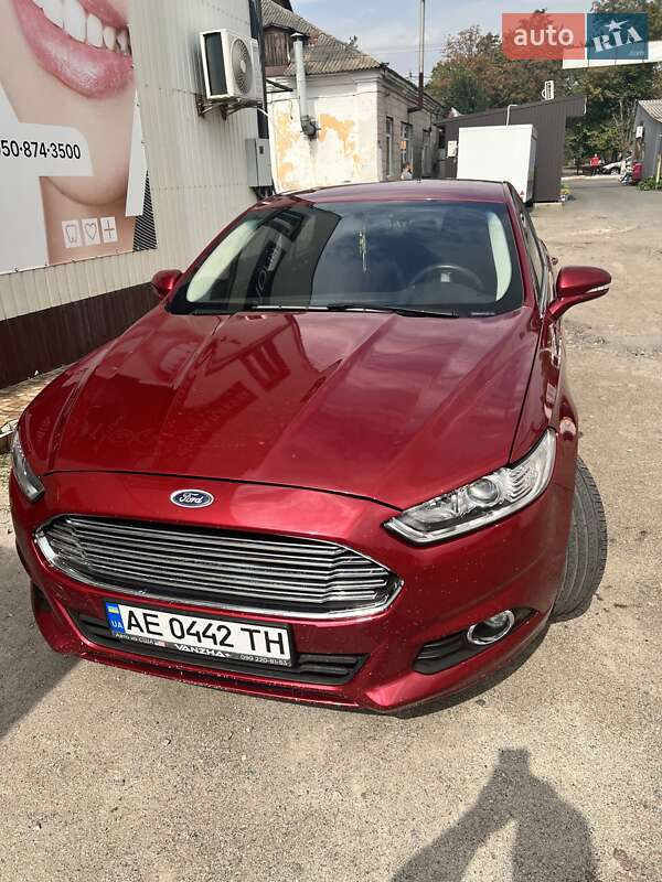 Седан Ford Fusion 2015 в Кривом Роге