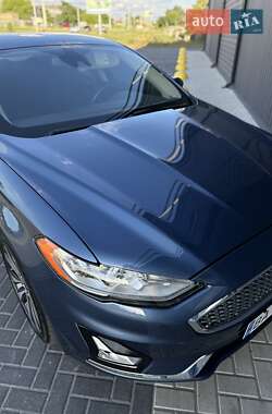 Седан Ford Fusion 2019 в Кропивницком