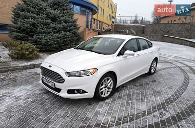 Ford Fusion 2015