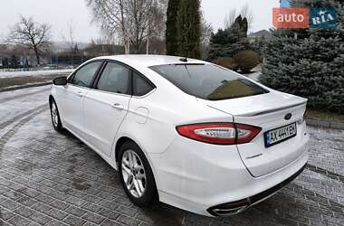 Седан Ford Fusion 2015 в Харькове