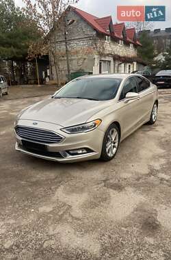 Седан Ford Fusion 2018 в Львові