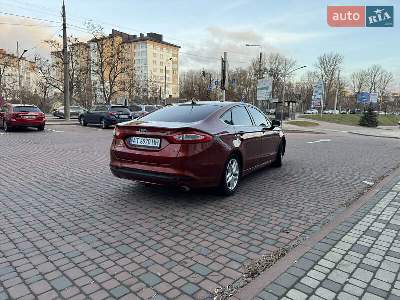 Седан Ford Fusion 2013 в Івано-Франківську