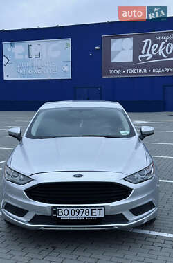 Седан Ford Fusion 2016 в Тернополі