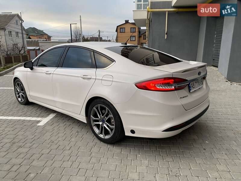 Седан Ford Fusion 2016 в Виннице
