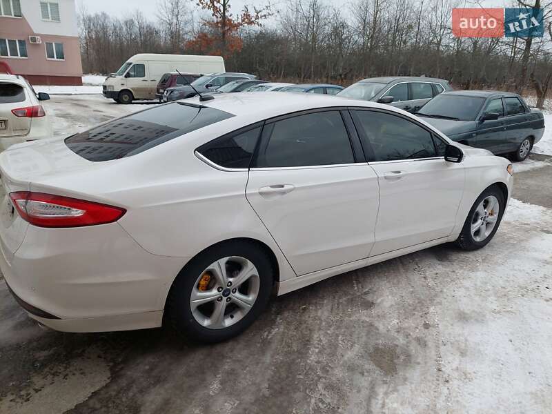 Седан Ford Fusion 2015 в Полтаве