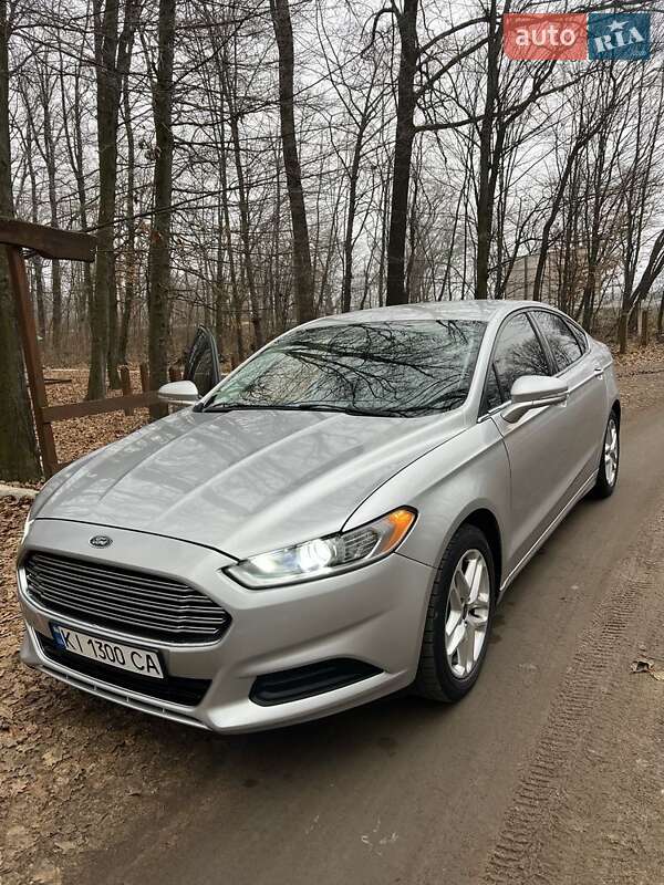 Седан Ford Fusion 2013 в Вінниці