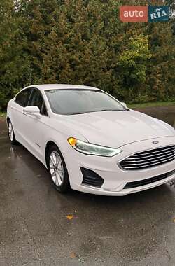 Ford Fusion 2019