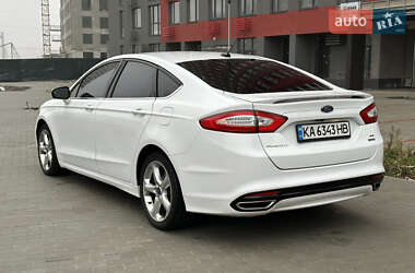 Седан Ford Fusion 2015 в Києві