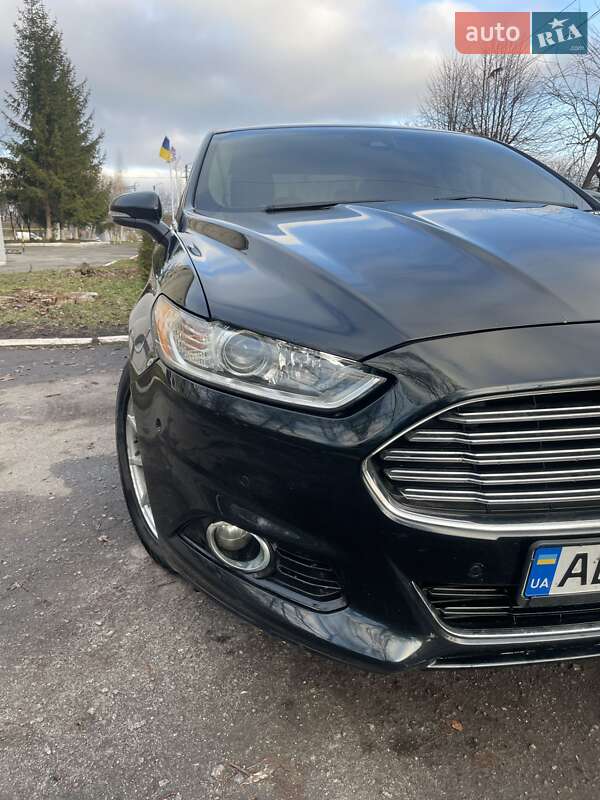 Седан Ford Fusion 2014 в Казатине