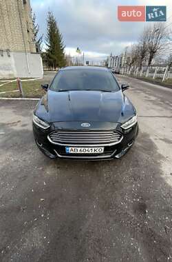 Седан Ford Fusion 2014 в 