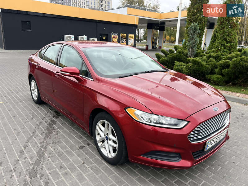 Седан Ford Fusion 2013 в Днепре