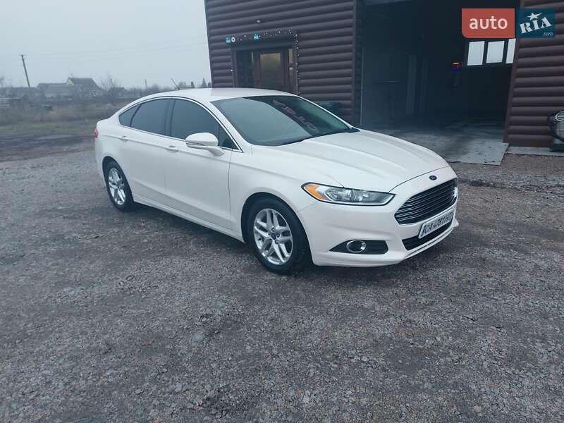 Седан Ford Fusion 2013 в Кагарлыке