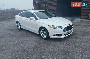 Седан Ford Fusion 2013 в 