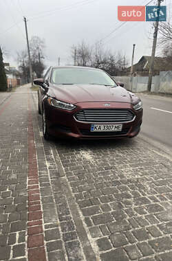 Седан Ford Fusion 2016 в Баришівка