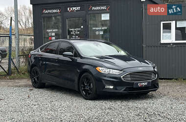 Ford Fusion 2020