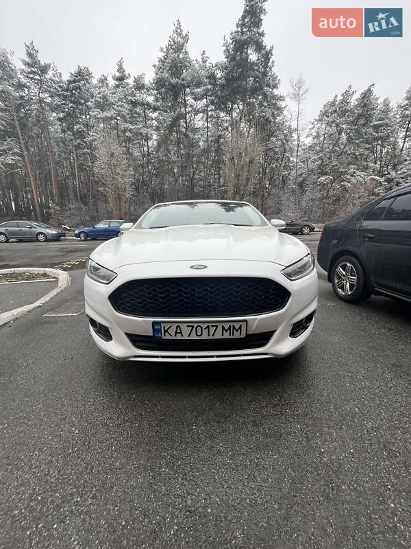 Ford Fusion 2015