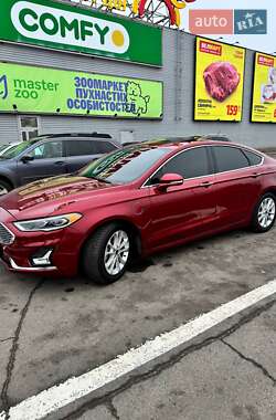 Седан Ford Fusion 2018 в 
