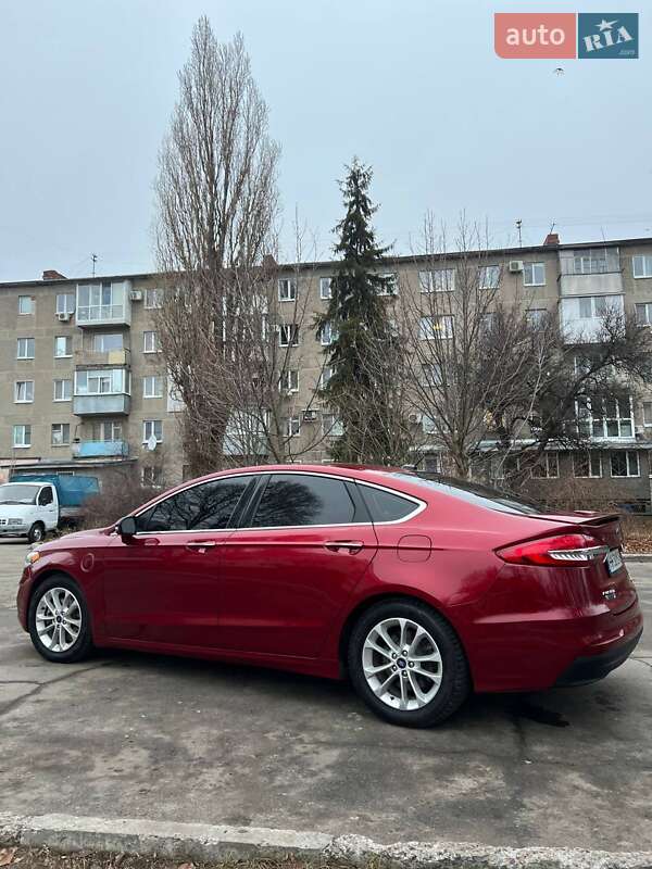 Седан Ford Fusion 2018 в Харькове