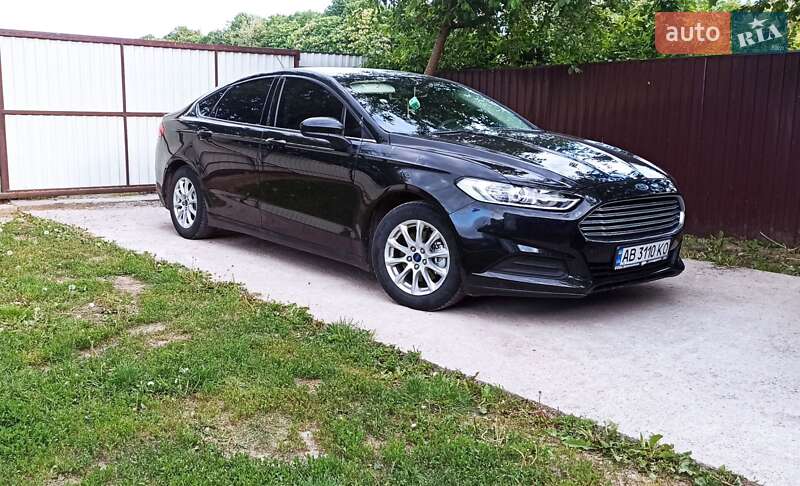 Седан Ford Fusion 2014 в 