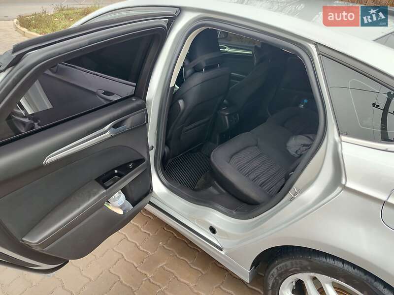 Седан Ford Fusion 2015 в Николаеве