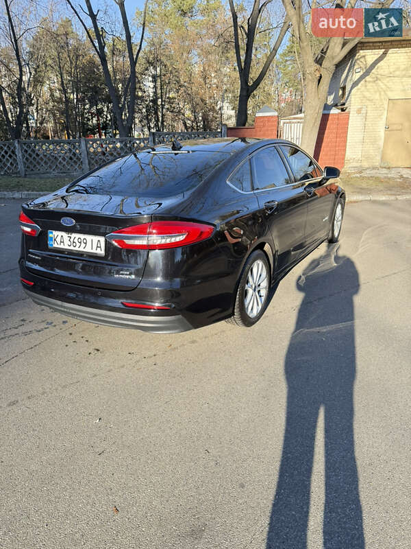 Седан Ford Fusion 2019 в Киеве фото 6 Седан Ford Fusion 2019 в Киеве