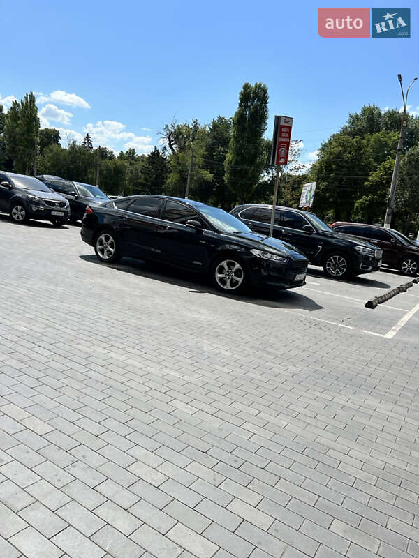 Седан Ford Fusion 2014 в Дніпрі
