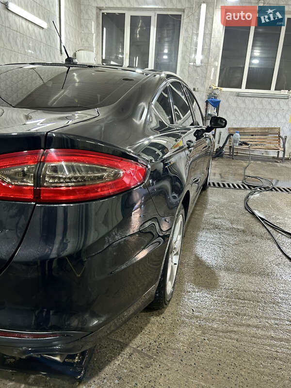 Седан Ford Fusion 2014 в Дніпрі