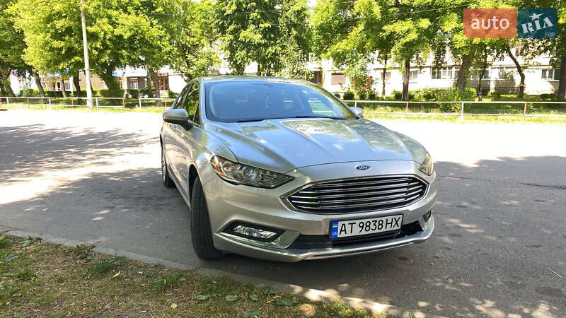 Седан Ford Fusion 2017 в Калуше