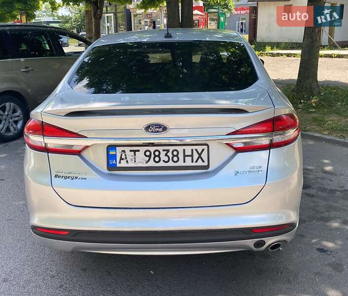 Седан Ford Fusion 2017 в Калуше