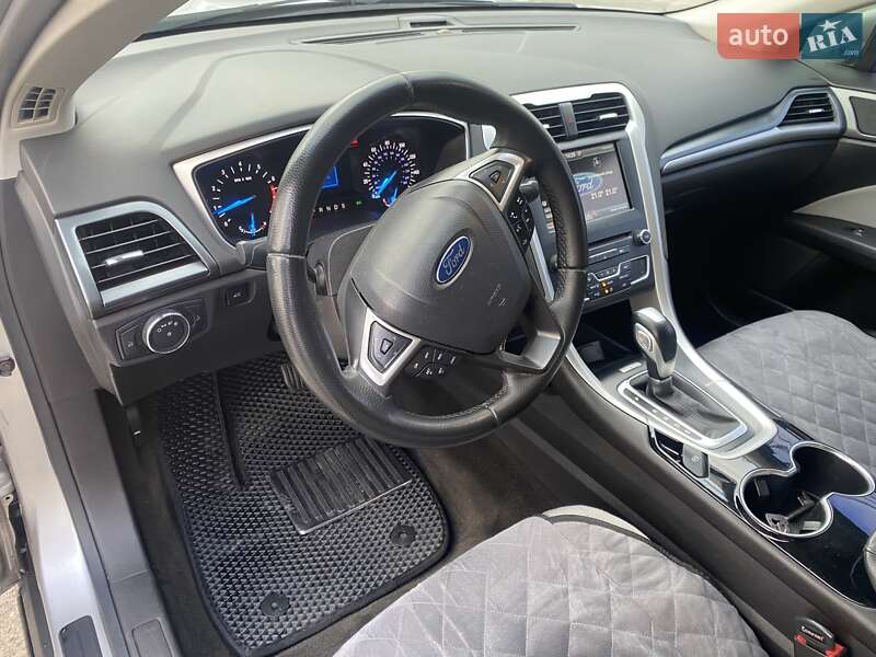 Седан Ford Fusion 2014 в Києві фото 14 Седан Ford Fusion 2014 в Києві