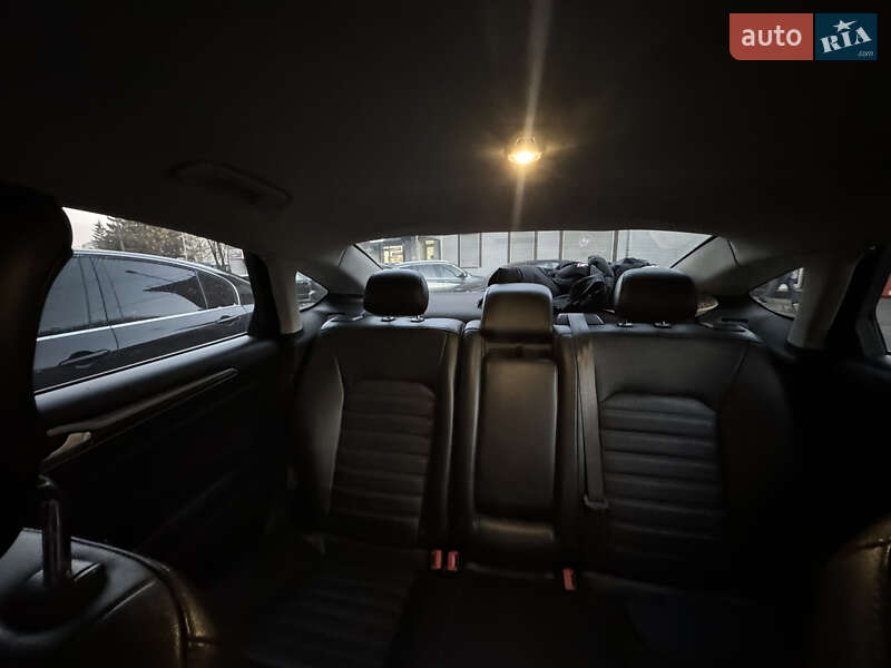 Седан Ford Fusion 2013 в Києві