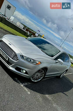 Седан Ford Fusion 2014 в 