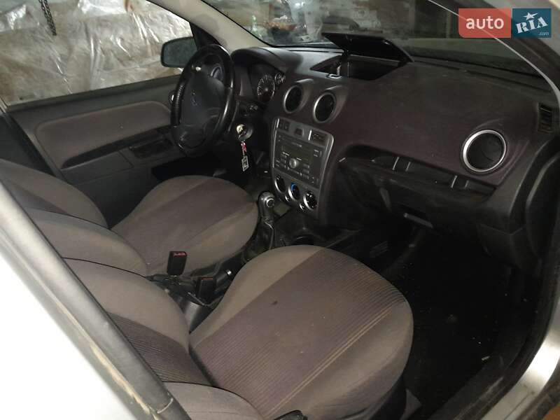Хетчбек Ford Fusion 2007 в Полтаві
