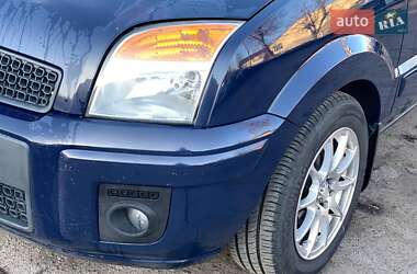 Хетчбек Ford Fusion 2011 в 