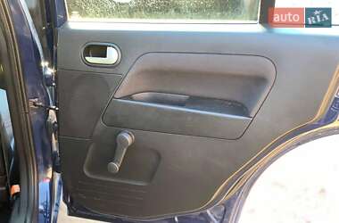 Хетчбек Ford Fusion 2011 в 