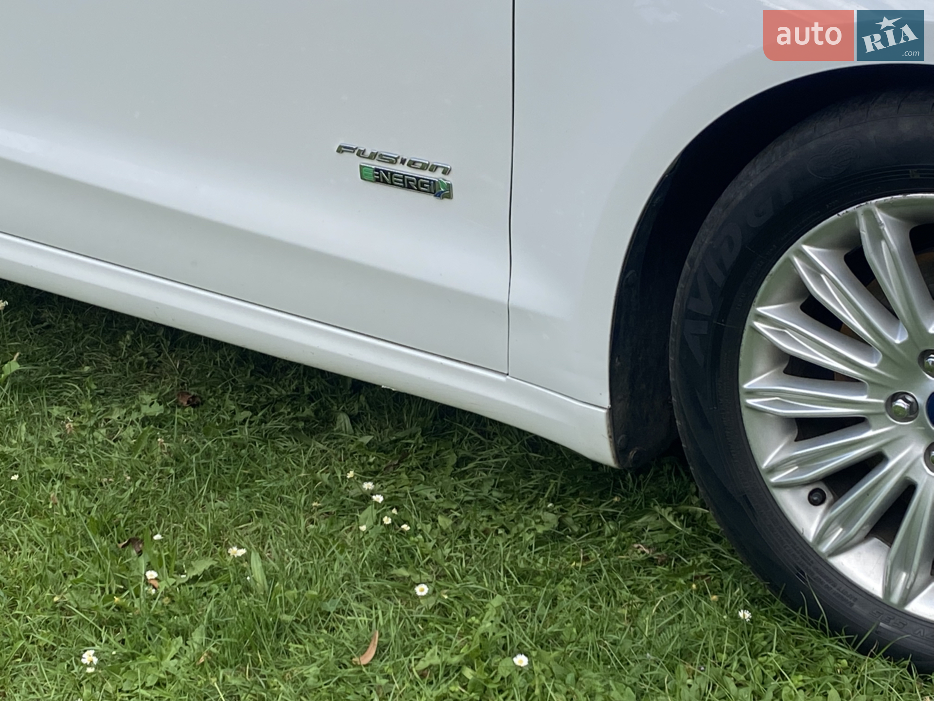 2014 Ford Fusion - мініатюра 25