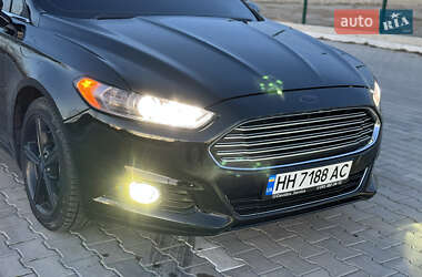 Седан Ford Fusion 2015 в Измаиле