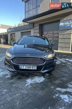 Седан Ford Fusion 2015 в Надвірній