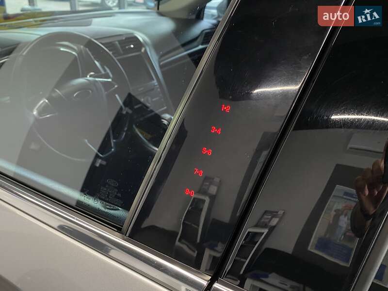 Седан Ford Fusion 2015 в Нововолинську фото 25 Седан Ford Fusion 2015 в Нововолинську