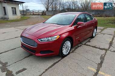 Седан Ford Fusion 2014 в Стрию