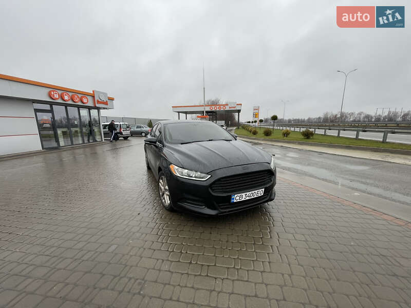 Седан Ford Fusion 2013 в Гребенке