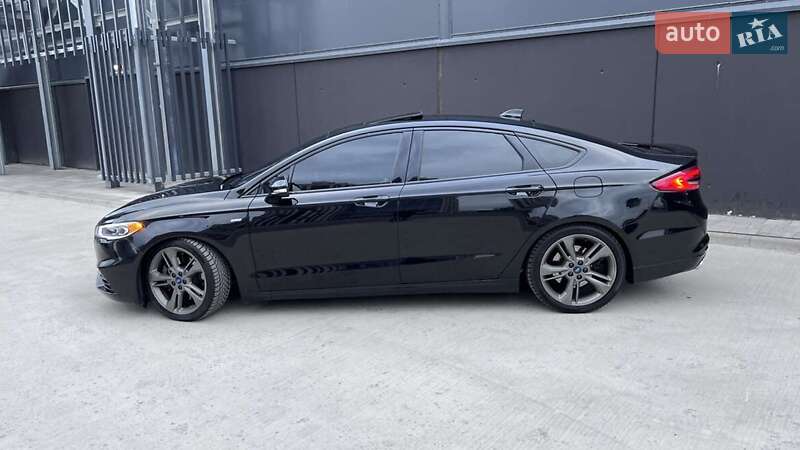 Седан Ford Fusion 2016 в Киеве